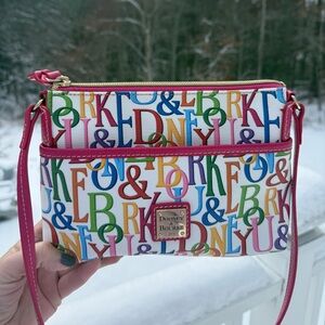 Dooney & Bourke Ginger Retro Grafica Crossbody